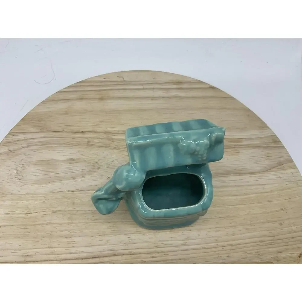 Unmarked ceramic wishing